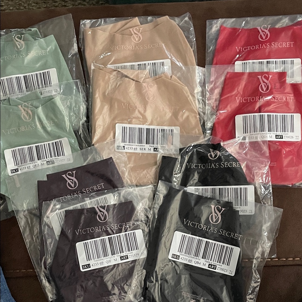 NEW 10 pair M - No show cheeky panties Victoria's Secret